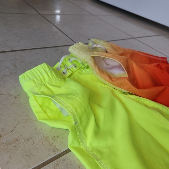 Gap bathing suit bundle NWOT - Picture 4 of 5